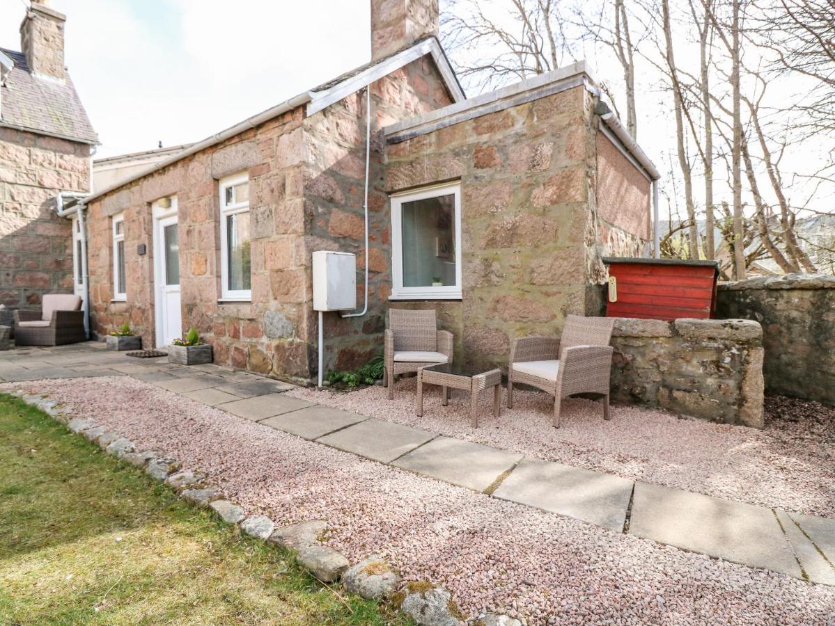 Gairnlea Cottage 발라터 외부 사진